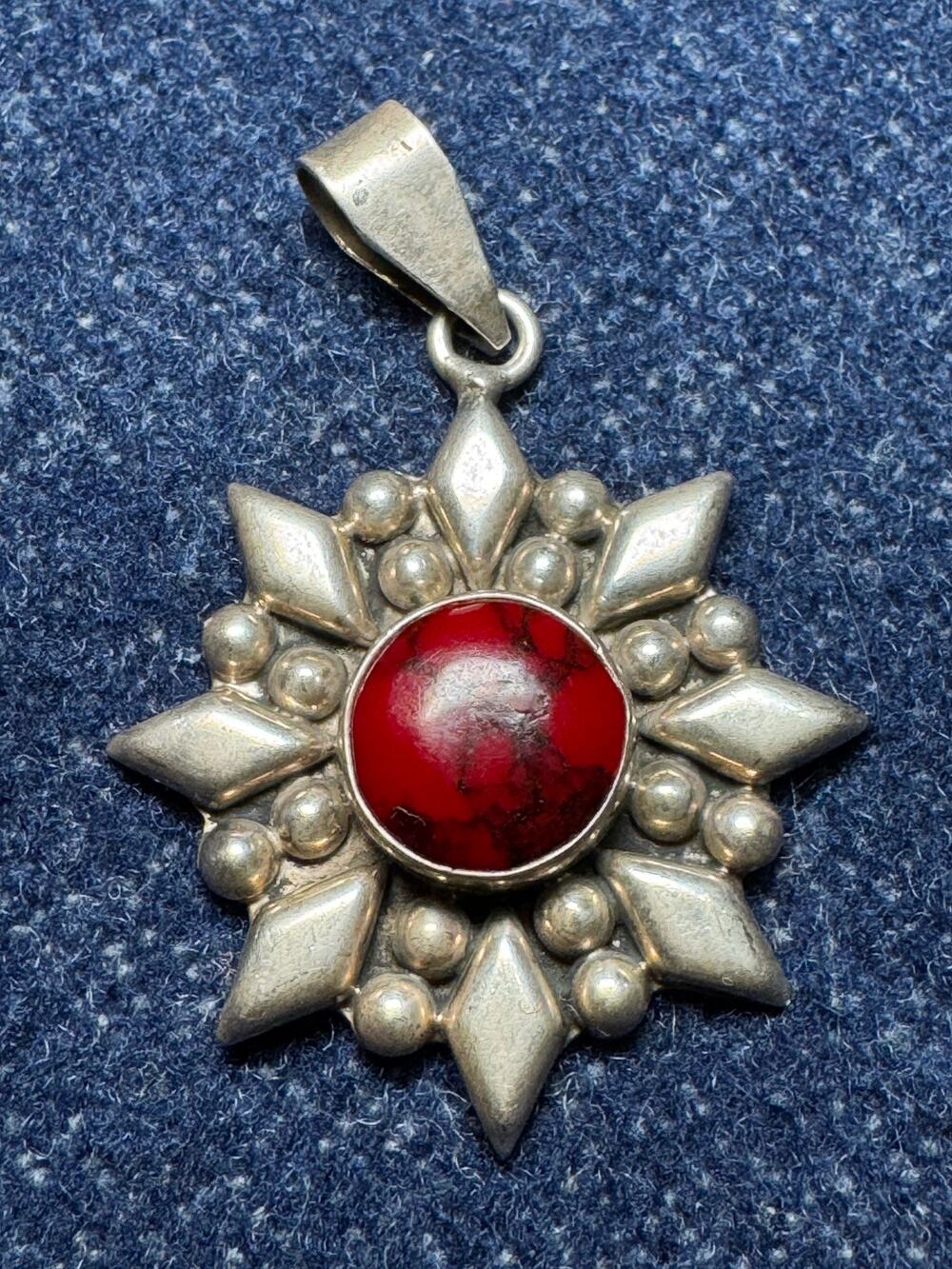 Vintage Mexico 925 Sterling Red Jasper Pendant 17grams